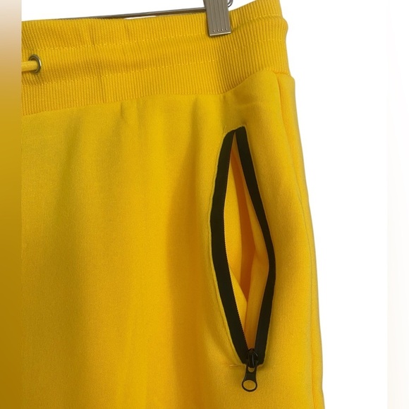 Rudolph Vibrant Yellow Hoodie Tracksuit Fleece Lined Loose Fit Size Large NWOT - Picture 7 of 15